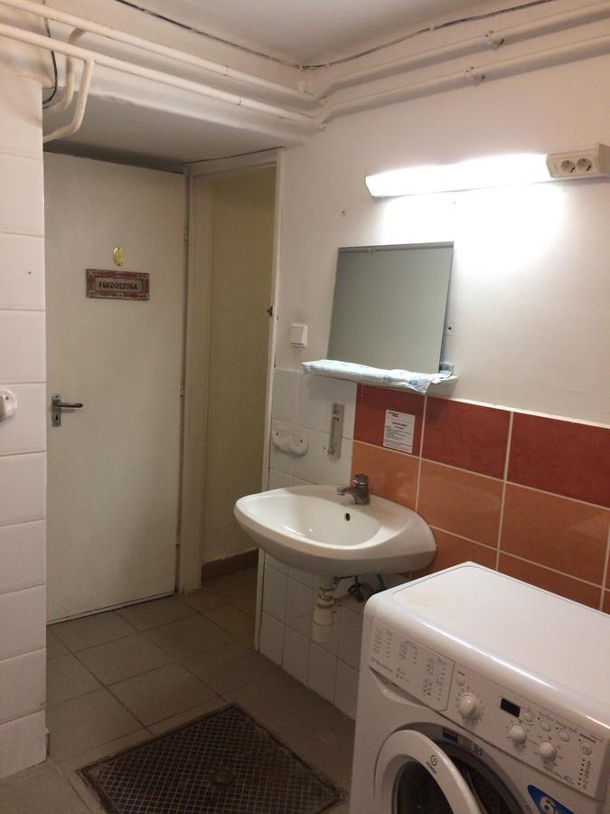 Kolpinghaz Pecs Hotel Eksteriør billede